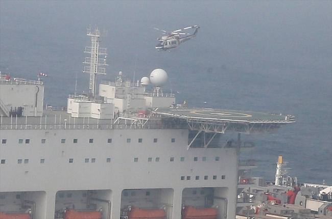 Yaralı İspanyol işçiler, gemiden helikopterle tahliye edildi